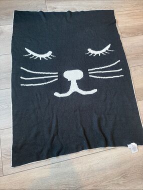 Pottery Barn - Emily & Meritt Black & White Cat Blanket - Throw
